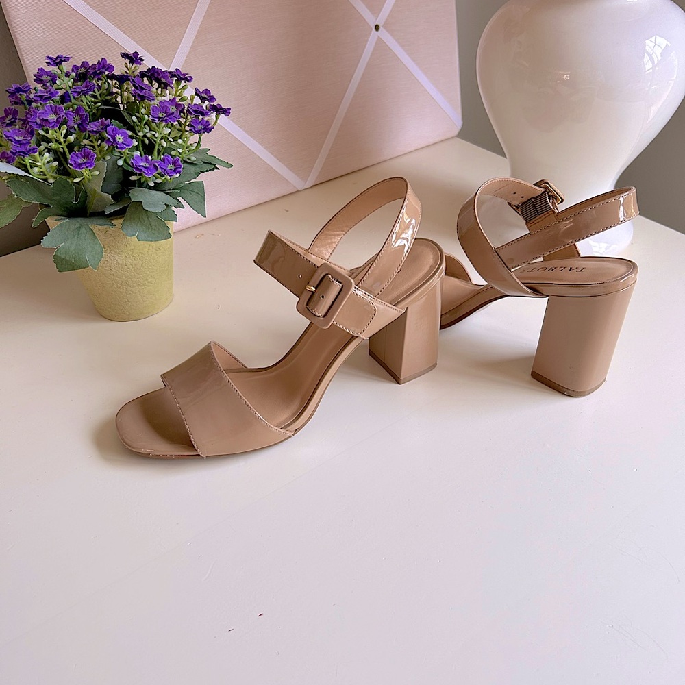 Talbots Patent Leather Sandal 🤎